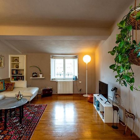 Cozy Apartment With A View On The City Walls Lucca Kültér fotó